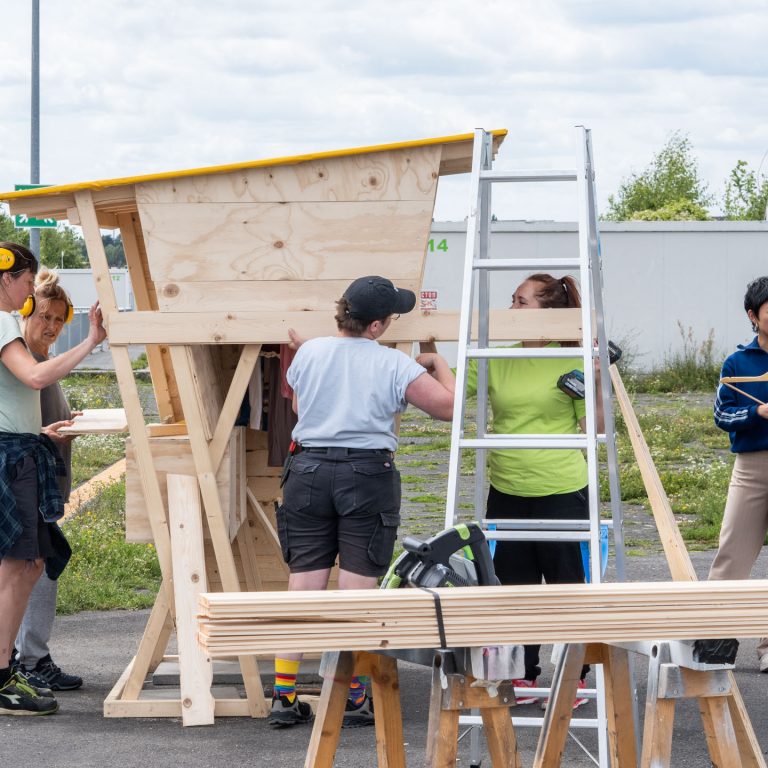 Post1_1_240705_S27_ARRIVO_GU-Columbiadamm_TAUSCHBOX_Foto-Luis-Krummenacher_web-1142227